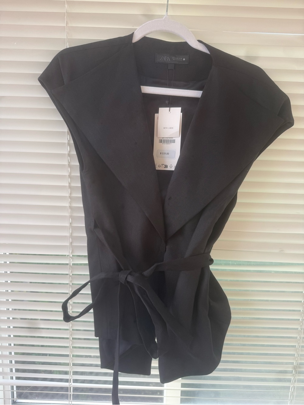 Zara Black Women's vest with Linen Tag
